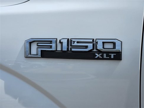 Used 2019 Ford F150 XLT w/ Equipment Group 302A Luxury image 8