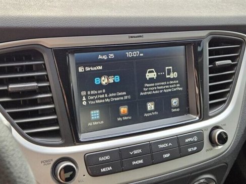 Used 2020 Hyundai Accent SEL image 24