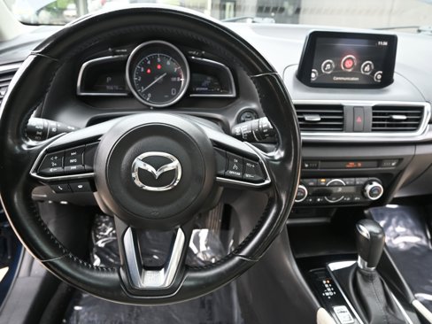 Used 2017 MAZDA MAZDA3 Grand Touring image 21