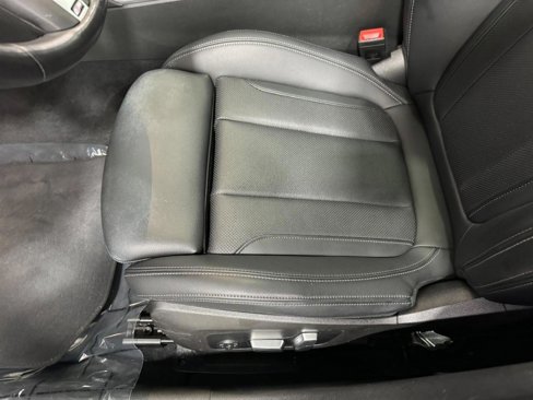 Used 2023 BMW 330i xDrive Sedan w/ M Sport Package image 28