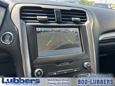 Used 2019 Ford Fusion SEL image 16
