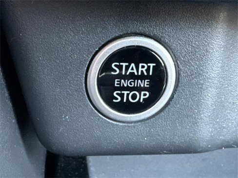Certified 2023 Nissan Rogue SV image 32