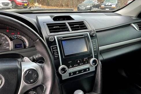 Used 2012 Toyota Camry SE image 6
