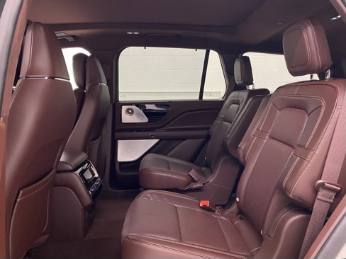Used 2023 Lincoln Aviator Black Label Grand Touring w/ Class IV Trailer Tow Package image 14