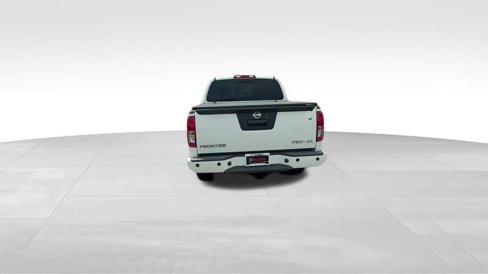 Used 2018 Nissan Frontier PRO-4X image 5