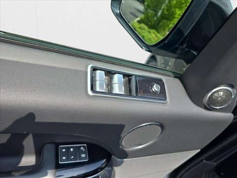 Used 2020 Land Rover Range Rover Sport HSE image 27