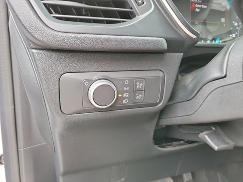 Used 2021 Ford Escape SE image 32