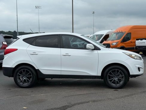 Used 2014 Hyundai Tucson GLS image 35
