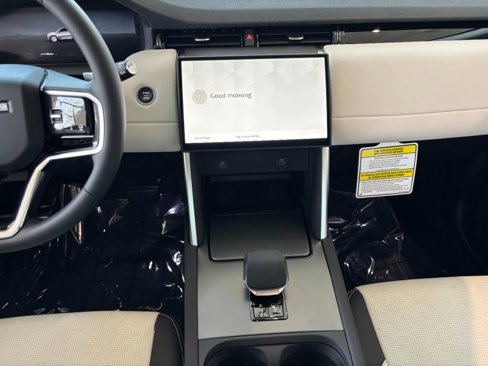 New 2025 Land Rover Discovery Sport S image 11