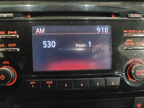 Used 2017 Nissan Rogue SV image 25