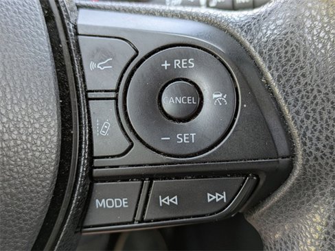 Used 2020 Toyota RAV4 XLE image 16