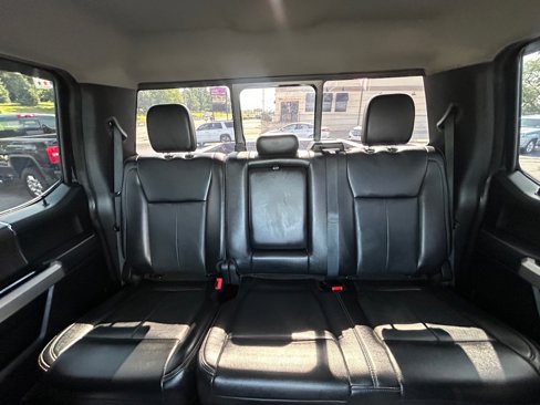 Used 2021 Ford F350 Lariat image 21