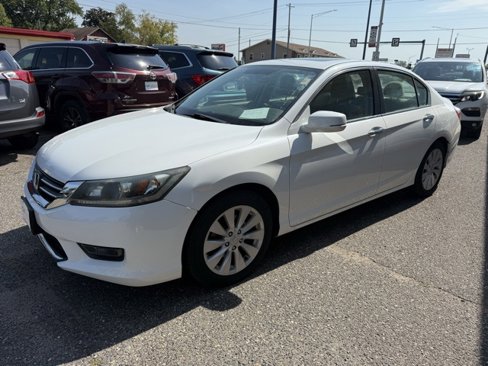 Used 2015 Honda Accord EX image 3