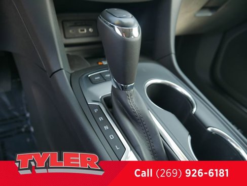 Used 2019 Chevrolet Equinox Premier image 40