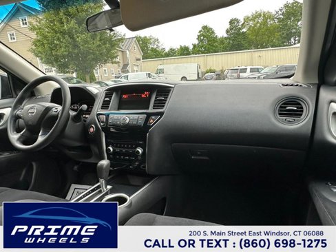 Used 2013 Nissan Pathfinder S image 20