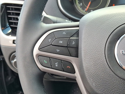 Used 2022 Jeep Cherokee Limited image 22