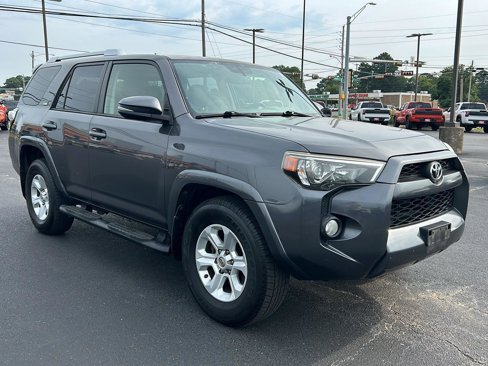 Used 2014 Toyota 4Runner SR5 Premium image 8