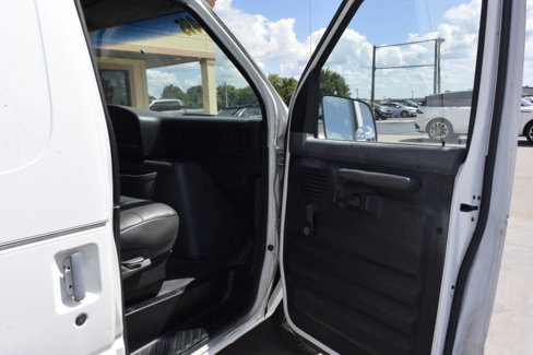 Used 1994 Ford E-250 and Econoline 250 image 30