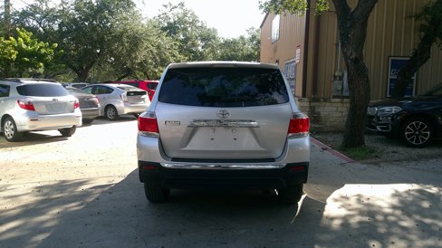Used 2012 Toyota Highlander FWD image 6