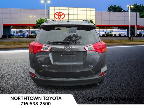 Used 2015 Toyota RAV4 XLE image 10