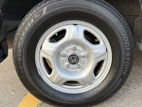 Used 2004 Honda CR-V LX image 25