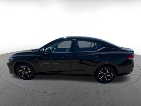 Used 2024 Nissan Sentra SV image 9