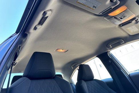 Used 2022 Toyota Corolla LE image 16