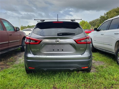 Used 2020 Nissan Rogue Sport SV w/ Technology Package image 4