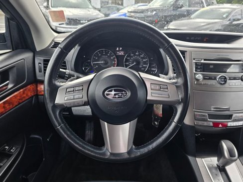Used 2011 Subaru Outback 2.5i Limited w/ PWR Moonroof Pkg image 20