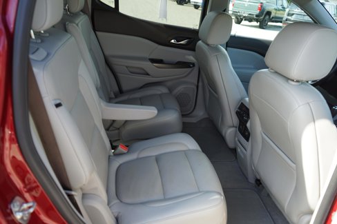 Used 2019 GMC Acadia SLT image 23