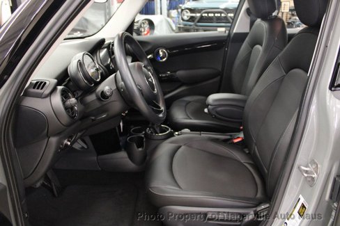 Used 2015 MINI Cooper 4-Door Hardtop image 18