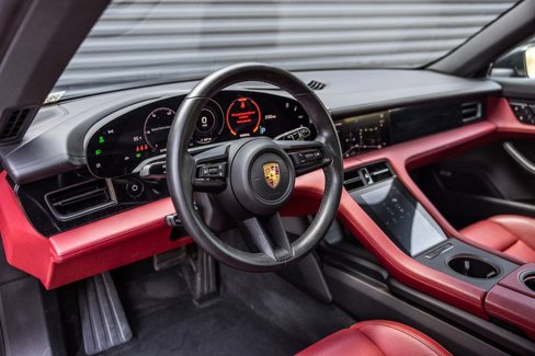 Certified 2022 Porsche Taycan 4 Cross Turismo image 4