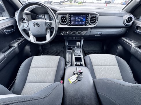 Used 2020 Toyota Tacoma TRD Off-Road image 18