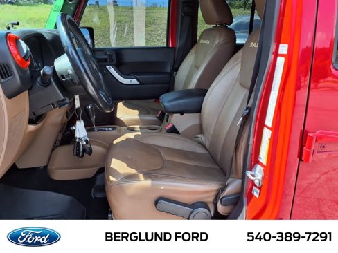 Used 2014 Jeep Wrangler Unlimited Sahara image 18