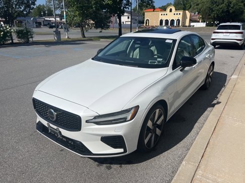 Used 2024 Volvo S60 T8 Plus w/ Climate Package image 50