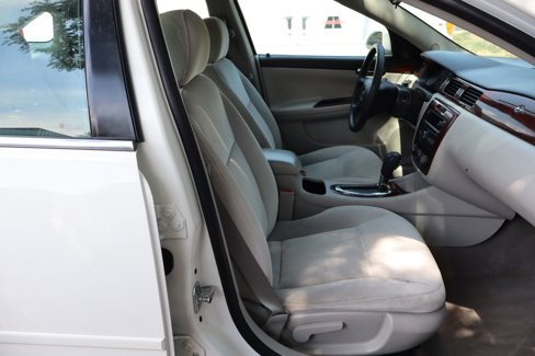 Used 2008 Chevrolet Impala LS image 22