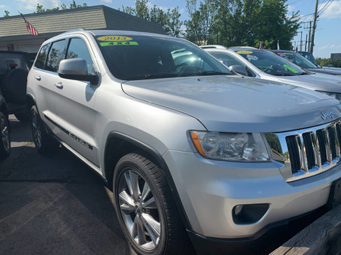 Used 2013 Jeep Grand Cherokee Laredo image 1