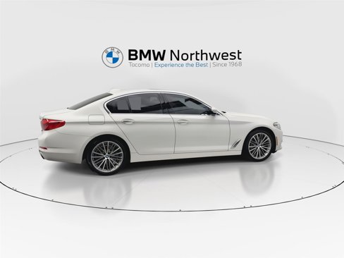 Used 2018 BMW 530i xDrive image 4