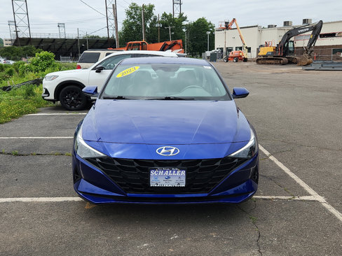 Used 2023 Hyundai Elantra SEL w/ Convenience Package image 2