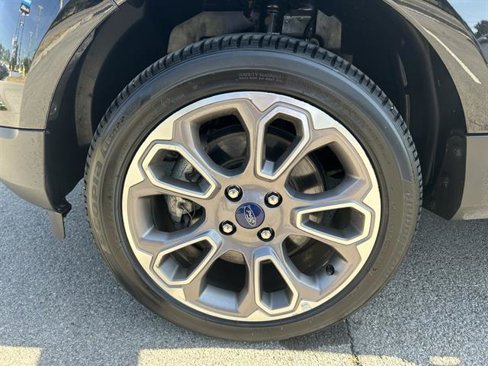 Used 2022 Ford EcoSport Titanium w/ Interior Protection Package image 28