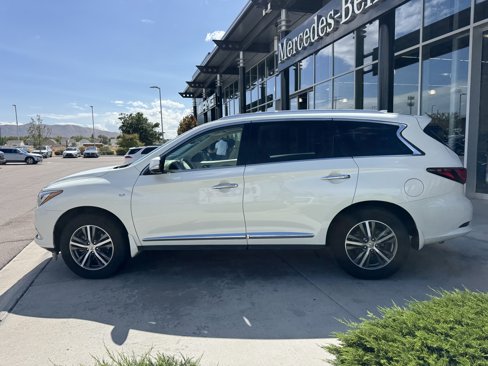 Used 2020 INFINITI QX60 Luxe w/ Essential Package image 2