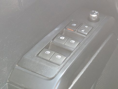 Used 2018 Toyota Tacoma SR w/ SR Convenience Package image 18
