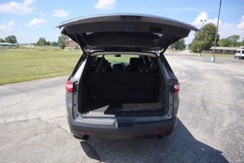 Used 2019 Chevrolet Traverse RS w/ LPO, 'HIT The Road' Package image 26