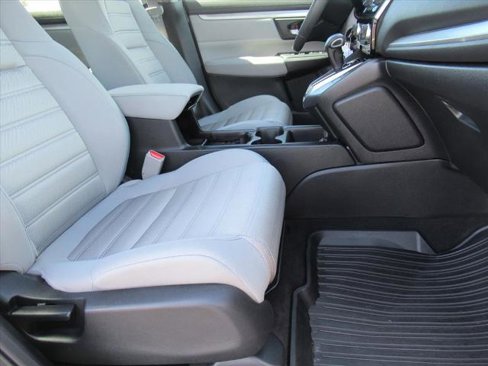 Used 2017 Honda CR-V LX image 10