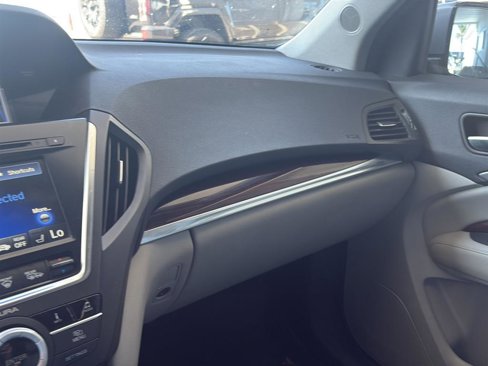 Used 2016 Acura MDX SH-AWD image 22