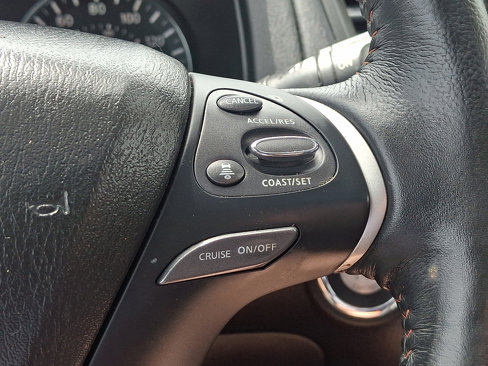 Used 2019 Nissan Pathfinder SL image 24