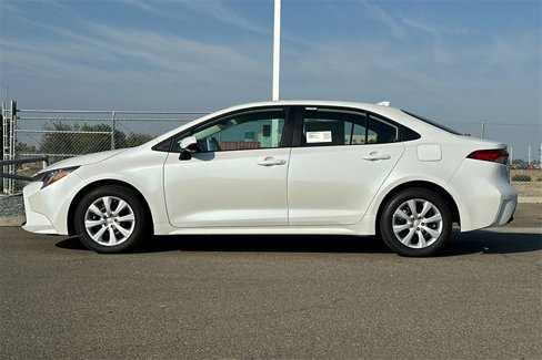 New 2025 Toyota Corolla LE image 7