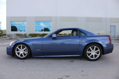 Used 2005 Cadillac XLR image 9