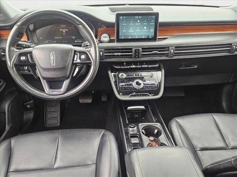 Used 2022 Lincoln Corsair Reserve w/ Equipment Group 201A image 16