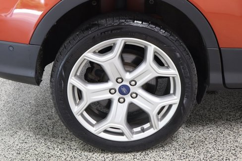 Used 2019 Ford Escape Titanium image 31